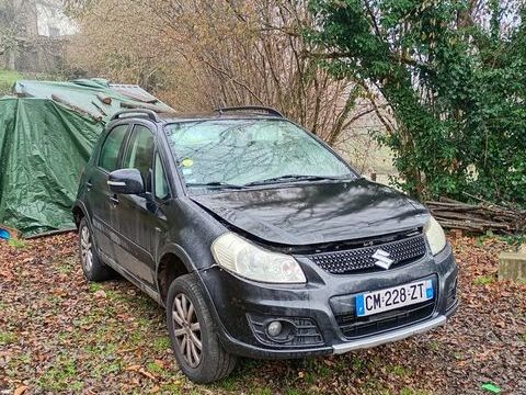 Pi&egrave;ces et &eacute;quipements Voiture Pi&egrave;ces et &eacute;quipements Voiture  occasion Pradelles-Cabard&egrave;s 11380