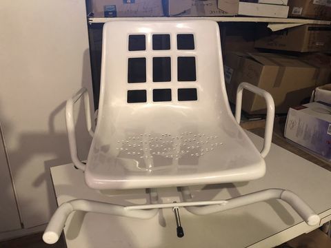 Si�ge rotatif de baignoire 55 Le Grand-Quevilly (76)