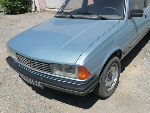 Peugeot 305 GT 1984 occasion Montvendre 26120