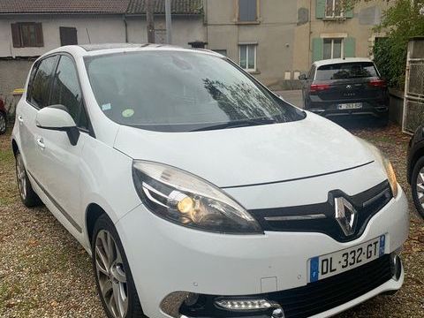 Renault Sc&eacute;nic III Scenic dCi 130 Energy eco2 Initiale 2014 occasion Saint-Jean-de-Soudain 38110