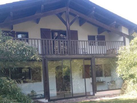   part de maison �  propri�t� partagee Maison - 8 pi�ce(s) - 165 m�