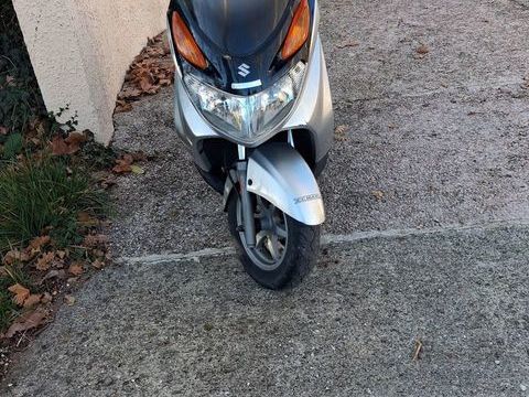Scooter SUZUKI 2003 occasion Eaunes 31600