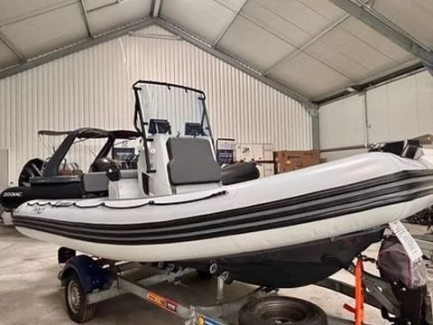 Bateaux &agrave; moteur Pneumatique - Semi-rigide 2022 occasion &Eacute;vreux 27000