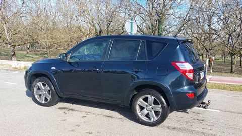 Toyota RAV 4 RAV4 150 D-CAT 4WD FAP Life A 2011 occasion Varacieux 38470