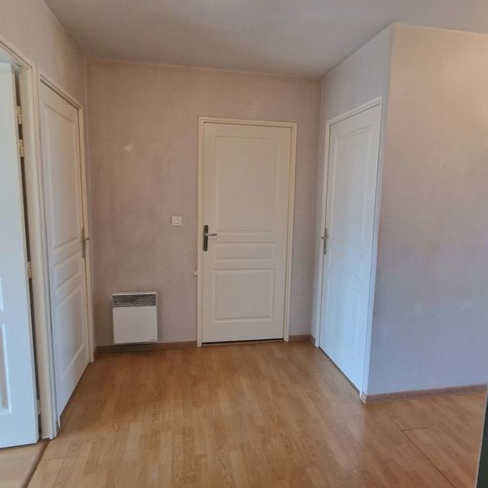 Location Appartement APPARTEMENT F3 - Surface 74 m² MANTES LA VILLE (78711) Mantes-la-ville