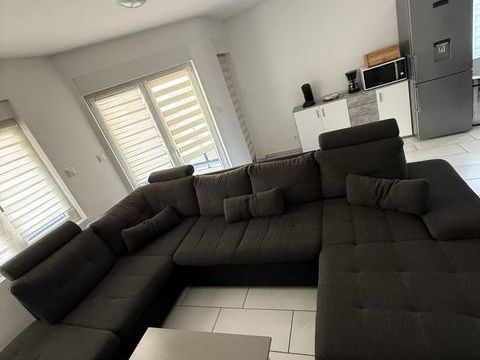 ?? Canap convertible en TBE 650 Algrange (57)