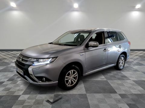 Mitsubishi Outlander 2.0I 200 PHEV 4WD Intense 2016 occasion Thionville 57100