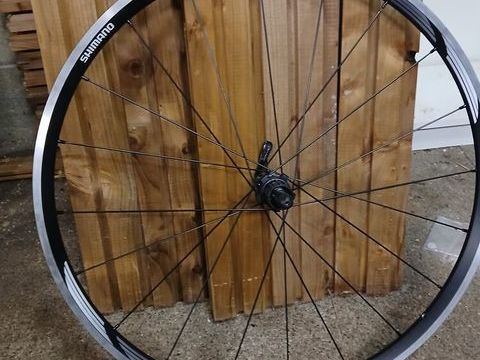 Roue arrière Shimano RS neuve. Vitré (35)