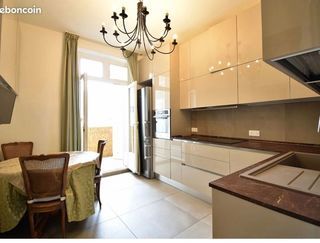  Appartement � louer 5 pi�ces 135 m�