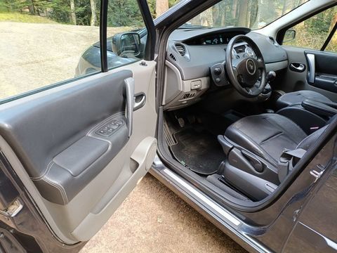 Renault Sc&eacute;nic M&eacute;gane 1.9 D Aida 2008 occasion Noir&eacute;table 42440