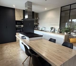  Maison � vendre 7 pi�ces 200 m�