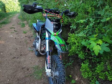 Moto YCF 2016 occasion Saint-Agr&egrave;ve 07320