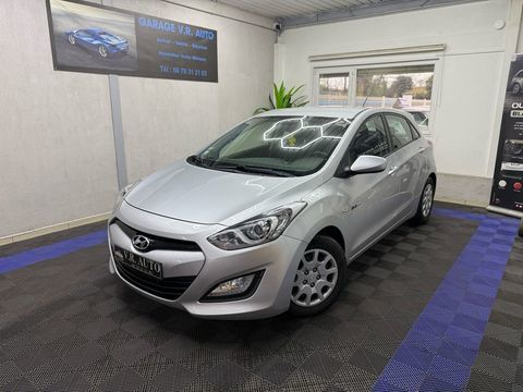 Hyundai i30 1.6 CRDi 110 Blue Drive Pack Sensation 2012 occasion Vaulx-en-Velin 69120