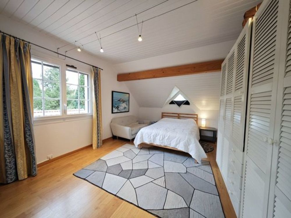 � vendre  Maison Cessy (01170)