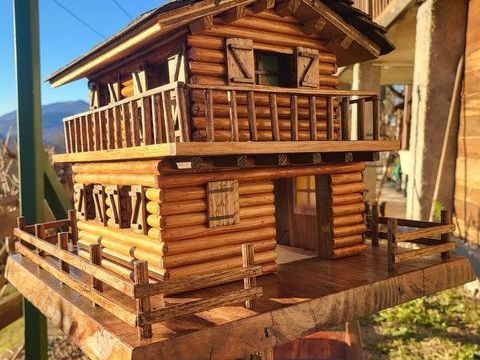 Mangeoires &agrave; Oiseaux  120 09800 Castillon-en-couserans