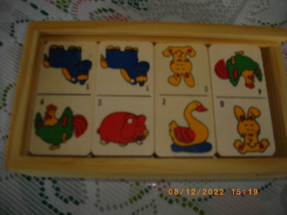 DOMINOS EN BOIS "ANIMAUX DE LA FERME" POUR ENFANT Jeux / jouets