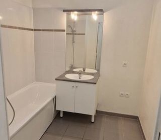  Appartement � louer 2 pi�ces 45 m� Rosny-sous-bois