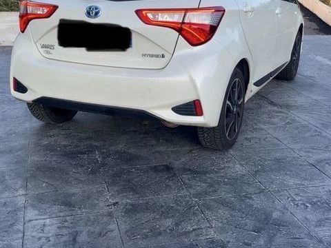 Toyota Yaris 100 VVT-i CVT Collection 2018 occasion Rodez 12000
