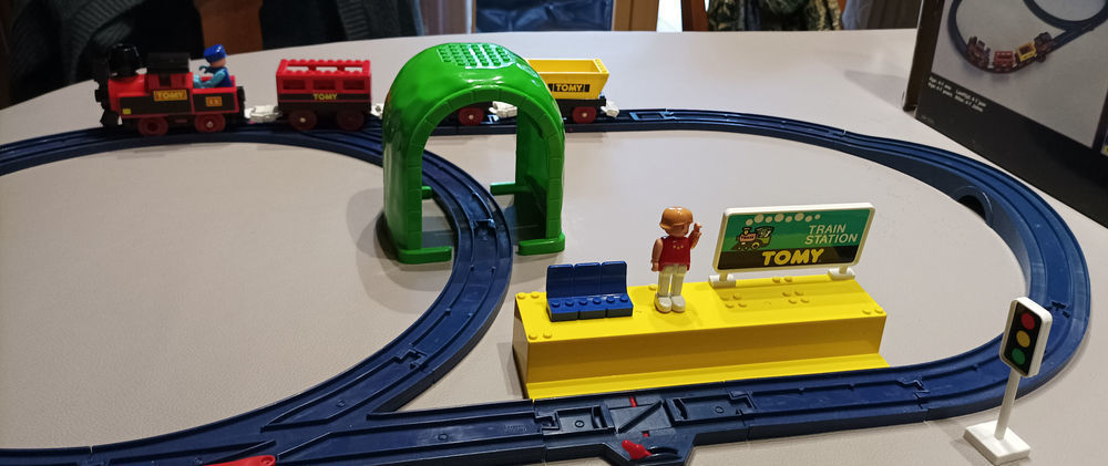 TRAIN POUR ENFANT Jeux / jouets