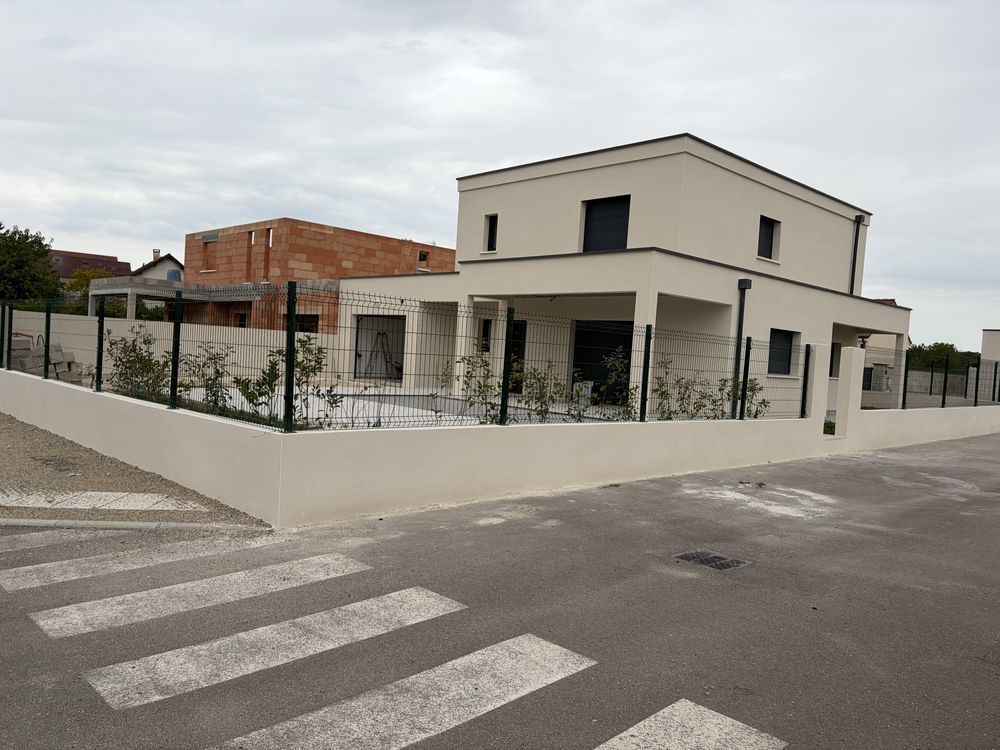 Maison 7 pièces 150 m² · à Saint-Julien · 150 m² · 460 000 €