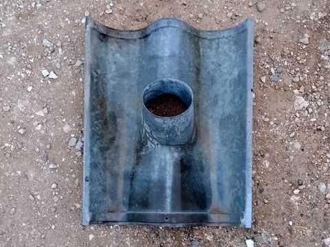 Sortie de toit zinc tuiles canal douille 125 mm 140 Saint-Jean-de-Fos (34)