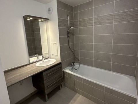  Appartement � louer 3 pi�ces 65 m�