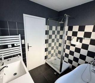  Maison � vendre 6 pi�ces 200 m�