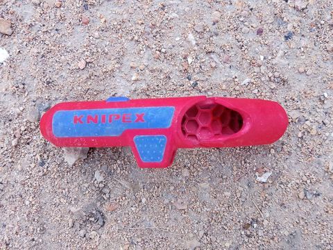 KNIPEX ErgoStrip Outil  � d�gainer  droitier 25 Saint-Jean-de-Fos (34)