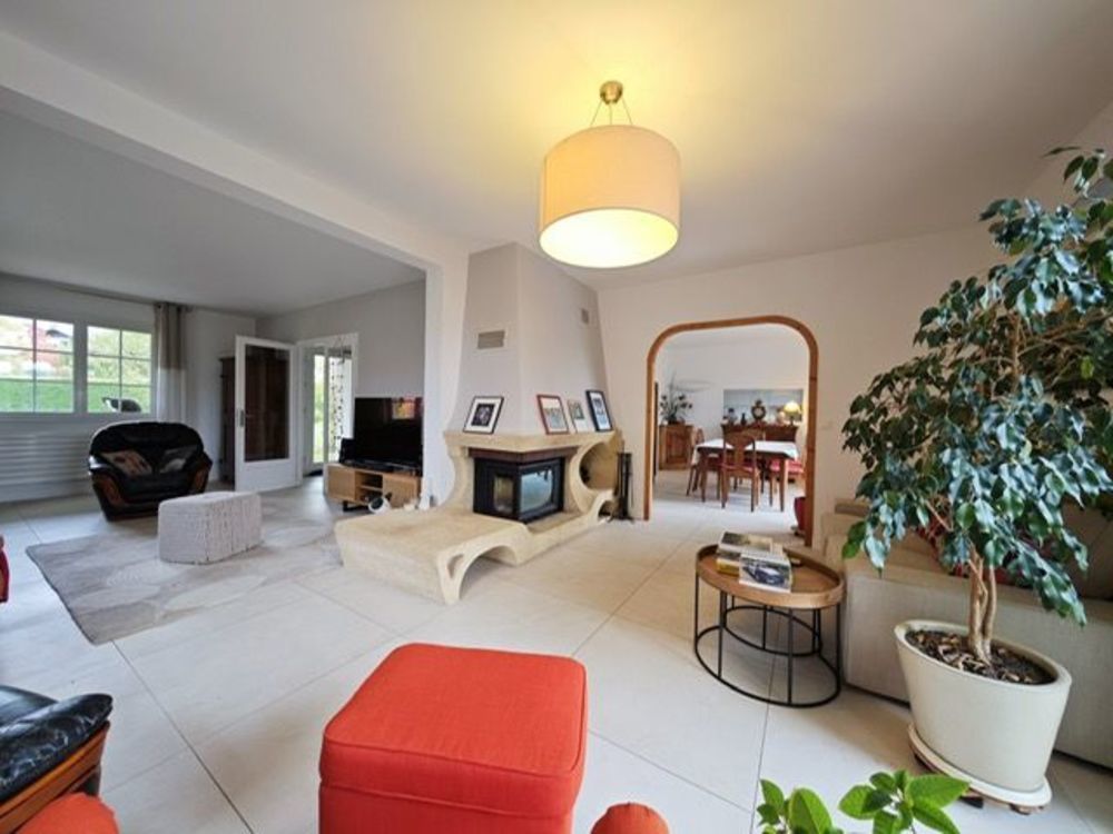 � vendre  Maison Cessy (01170)