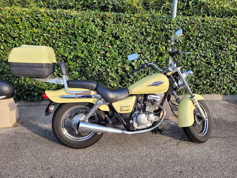 Moto SUZUKI 1999 occasion Carnac 56340