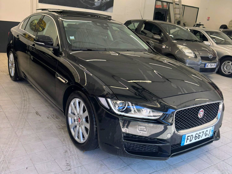 Jaguar XE D180 BVA Business S 2019 occasion Tarnos 40220