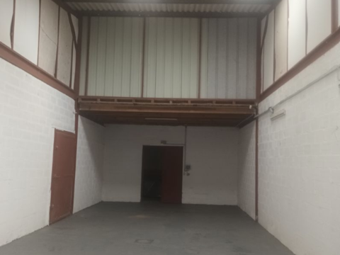   Local stockage d�pot entrepot atelier Atelier - 1 pi�ce(s) - 93 m�