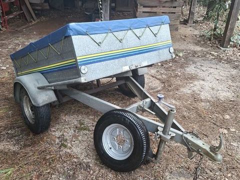 TRIGANO Remorque 2004 occasion Hy&egrave;res 83400