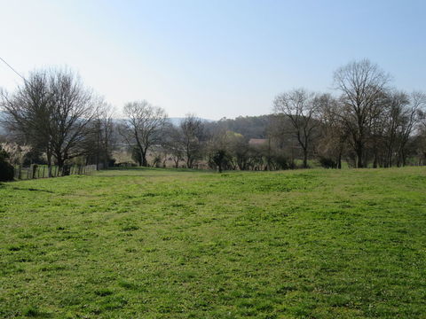  Corps de ferme en pierre de 150m� hab env Ferme - 5 pi�ce(s) - 150 m�