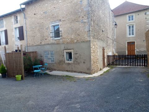   Jolie maison de bourg Maison - 2/3 pi�ce(s) - 66 m�