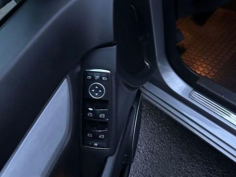 Mercedes Classe C C 180 El&eacute;gance Pack Luxe 2012 occasion Villeneuve-d'Ascq 59650