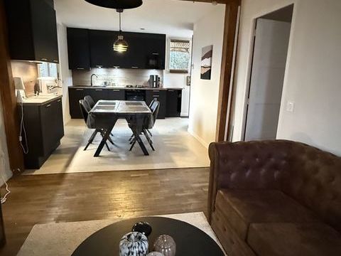   ? tr�s beau F2 r�nov� ? Meubl� & enti�rement �quip� ? 820� Appartement - 2 pi�ce(s) - 54 m�