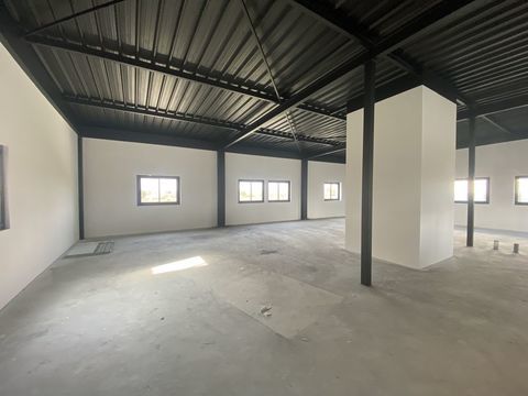 Bureaux de 65 à 450m2 st cyprien 2310 66750 Saint-cyprien