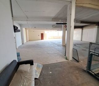  Immeuble � vendre 700 m�