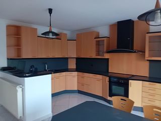  Villa � vendre 9 pi�ces 168 m�