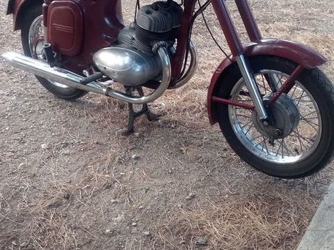 Moto JAWA 1973 occasion Montauriol 66300