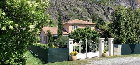   Villa 171m� /1015m� de terrain double garage Maison - 6 pi�ce(s) - 171 m�