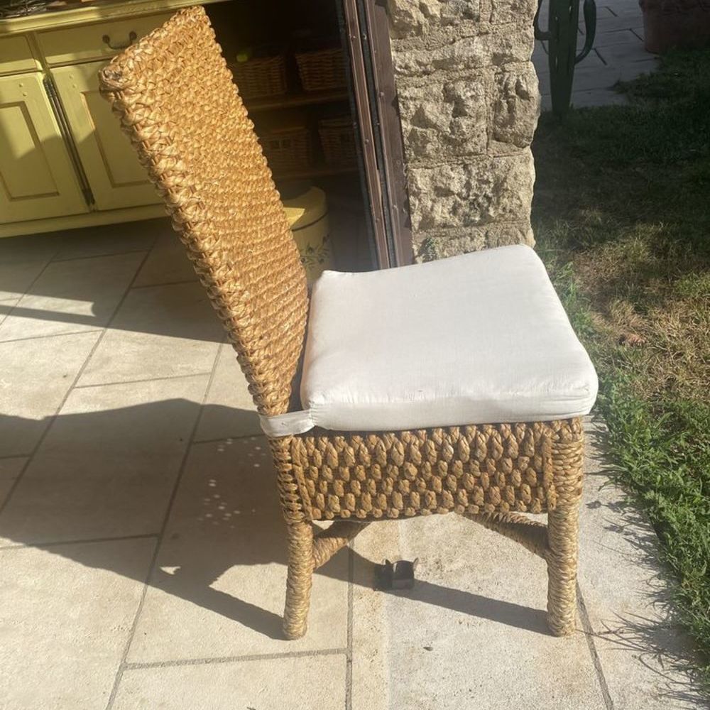 &Agrave; vendre 
7 chaises en rotin Meubles