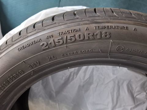 Pi&egrave;ces et &eacute;quipements Voiture Pi&egrave;ces et &eacute;quipements Voiture  occasion Montrond-les-Bains 42210