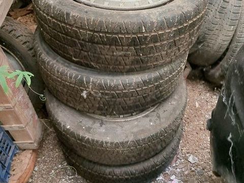 Pi&egrave;ces et &eacute;quipements Voiture Pi&egrave;ces et &eacute;quipements Voiture  occasion R&eacute;almont 81120