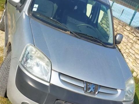 Peugeot Partner 1.8i Quiksilver 2005 occasion Soyons 07130