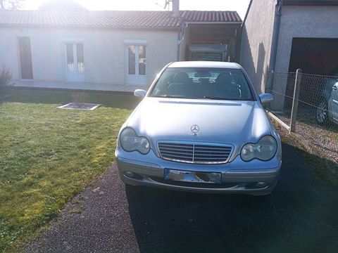Mercedes Classe C C 220 CDI El&eacute;gance A 2002 occasion Saintes 17100