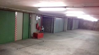  Parking / Garage � vendre 12 m�