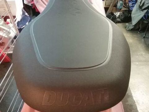 Pi&egrave;ces et &eacute;quipements Moto - Scooter - Quad Pi&egrave;ces et &eacute;quipements Moto - Scooter - Quad  occasion Savigny-sur-Orge 91600