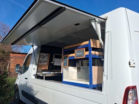 Camion magasin Camion magasin 2019 occasion Bromont-Lamothe 63230